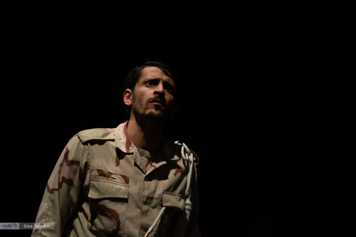 تئاتر دشمن خدا