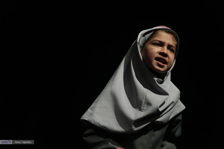 تئاتر دشمن خدا