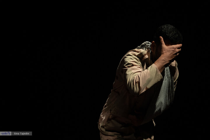 تئاتر دشمن خدا