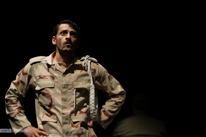 تئاتر دشمن خدا