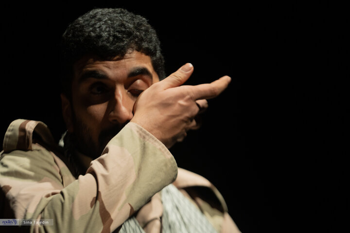 تئاتر دشمن خدا