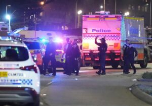 ایبیسی: یکی از مهاجمان سیدنی تحت نظر بود/ اسرائیل نمیتواند از حادثه استرالیا سوءاستفاده کند/واکنش تلآویو / انگشت اتهام به سوی ایران و مقاومت