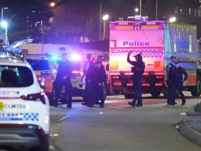 ایبیسی: یکی از مهاجمان سیدنی تحت نظر بود/ اسرائیل نمیتواند از حادثه استرالیا سوءاستفاده کند/واکنش تلآویو / انگشت اتهام به سوی ایران و مقاومت