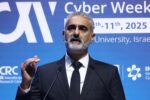 مقام اسرائیلی: نخستین جنگ سایبری تمام‌عیار به زودی در خاورمیانه رخ می‌دهد / یک کلیک می‌تواند یک کشور را زمین‌گیر کند/جنگ آخرالزمانی در راه است؟