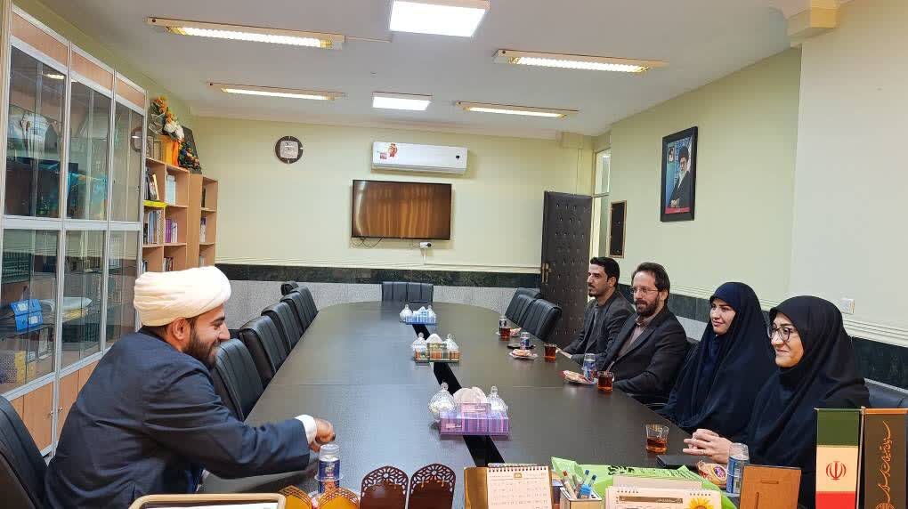 همکاری راهبردی نهادهای فرهنگی لرستان در مسیر ترویج کتابخوانی همکاری راهبردی نهادهای فرهنگی لرستان در مسیر ترویج کتابخوانی