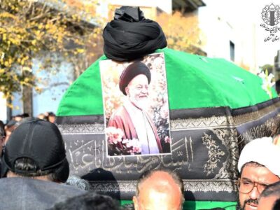 وداع سمنان با پدر معنوی شهر؛ تشییع باشکوه آیتالله سیدمحمد شاهچراغی بر دستان مردم