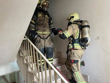 ببینید | آتش‌سوزی یک ساختمان در دهکده المپیک