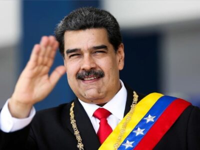 ببینید |  مادورو با چفیه فلسطینی تولدش را جشن گرفت