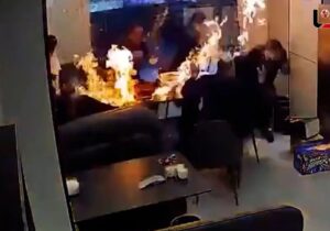 ببینید | لحظه انفجار اجاق گاز در یک رستوران در چین