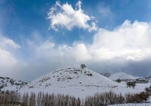 ببینید | نمای باشکوه طلوع آفتاب و رقص ابرها برفراز تهران از ایستگاه پنجم توچال