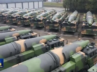 رمز نابودی گرانترین سلاح دنیا در دست اژدهای سرخ