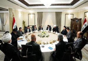 کرسی نخستوزیری عراق به چهرههای قدیمی میرسد؟ / ائتلاف شیعیان عراق: جلسه پارلمان فوری تشکیل شود