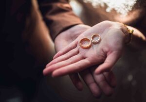 ازدواج سفید چیست و چه آسیب هایی در پی دارد؟