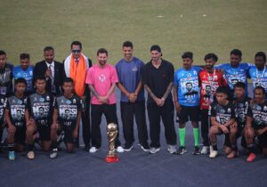 درآمدزایی عجیب مسی از سفر به هند؛ سلام و عکس بیش از ۱۱ هزار دلار