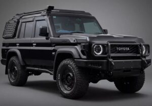 لندکروزر با لباس لاکچری وارد میدان شد / عکس