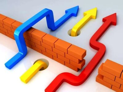 اصلاحات بدون قدرت سیاسی شکست می خورد / اصلاحات با وجود اختلاف در حاکمیت و دولت محکوم به شکست است/  ۸ فرمان بن بست شکنی در اصلاحات اقتصادی