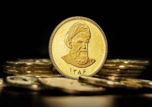 چرا سکه‌ها با وجود وزن و عیار یکسان، قیمت متفاوت دارند؟/ توصیه جدی رییس اتحادیه طلا: فقط از این‌جا سکه بخرید