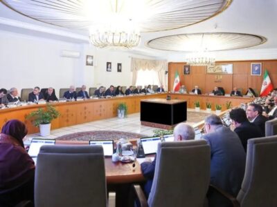 پزشکیان: سقف یادگیری دانشآموزان به امکانات و فناوریهای قدیمی و ناکارآمد محدود نشود