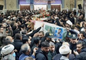 تشییع پیکر ۴ شهید حادثه تروریستی فهرج در بم
