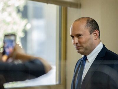 موبایل نخست‌وزیر سابق اسرائیل هک شد