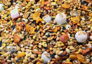 قیمت آجیل و خشکبار شب یلدا اعلام شد/ اگر آجیل، نخودچی و بادام زمینی داشته باشد، چه قیمتی پیدا می کند؟