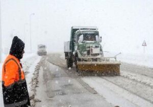 تخلیه یک روستا در پی بارش شدید/ مردم سفرهای خود را به تعویق بیندازند