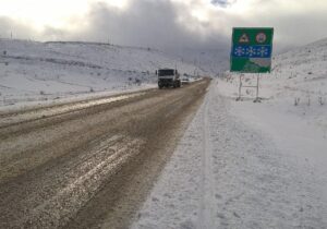۸ گردنه برفگیر در خراسان شمالی؛ هشدار راهداری به رانندگان