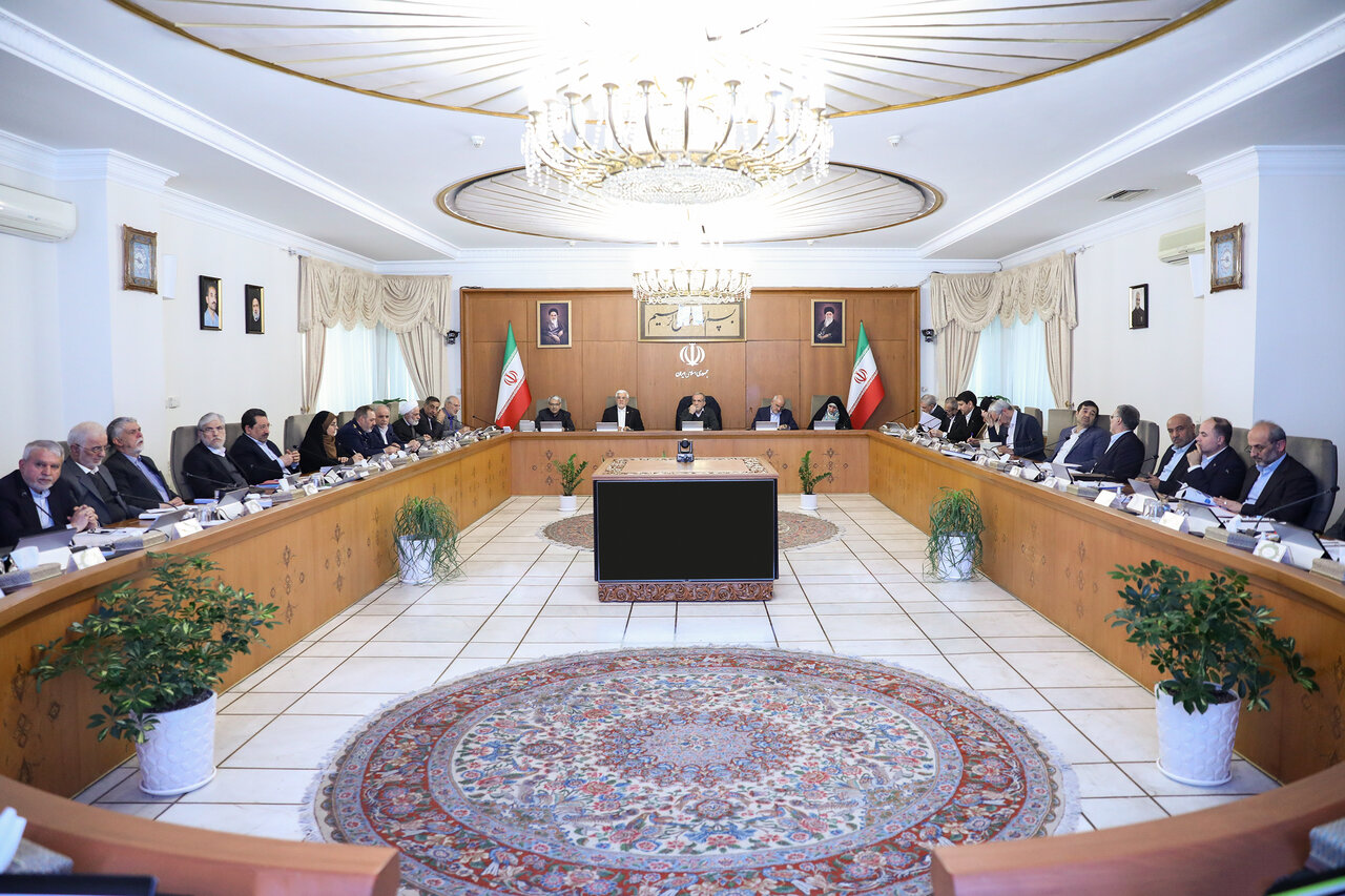 توضیحات جبلی درباره طرح صیانت جدید مجلس/ حضرتی: اجازه ندارم زمان رفع فیلتر را اعلام کنم/ واکنش میدری به اخبار غیررسمی استعفاء توضیحات جبلی درباره طرح صیانت جدید مجلس/ حضرتی: اجازه ندارم زمان رفع فیلتر را اعلام کنم/ واکنش میدری به اخبار غیررسمی استعفاء