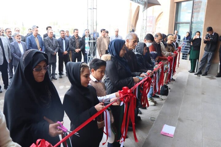 نمایشگاه کتاب کرمان افتتاح شد نمایشگاه کتاب کرمان افتتاح شد