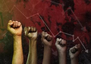 در ستایش حق و دموکراسی / دموکراسی نیازمند مراقبت و توجه مستمر است