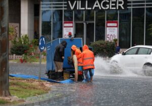 آمادگی جزیره نشینان برای مقابله با راند سوم بارندگی های اخیر کیش