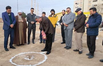 کلنگ ساخت مدرسه ۹ کلاسه خیرساز در شاهرود به زمین زده شد