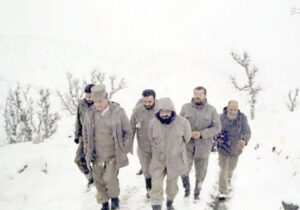 خاطرات هاشمی: دیشب و امروز در بسیاری از نقاط‌ کشور من‌جمله تهران، برف خوبی باریده است