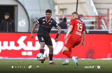 چرا پرسپولیس یک پنالتی‌زن کم داشت؟