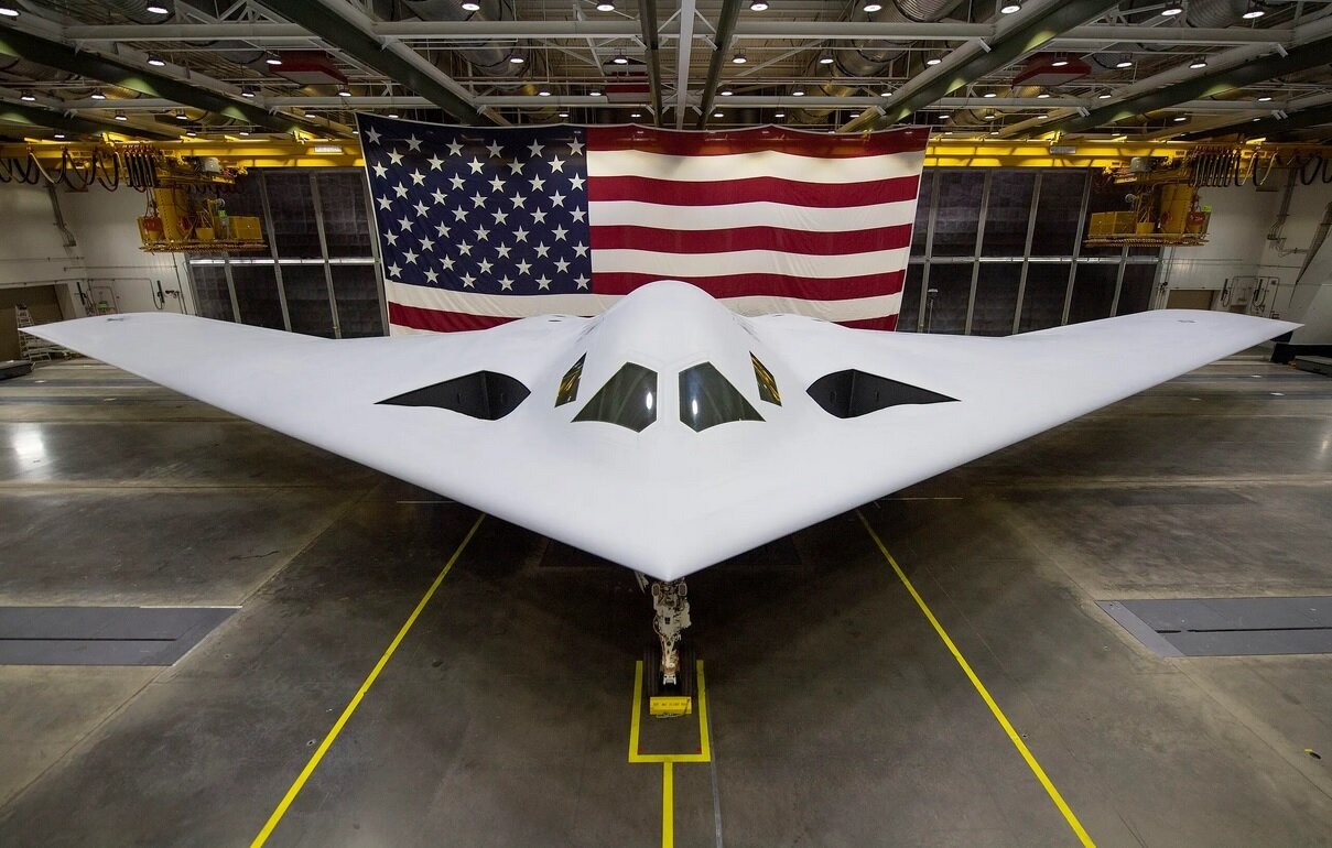 H-۲۰ چین یا B-۵۲ آمریکا؟ / کدام بمب‌افکن دست بالا را دارد