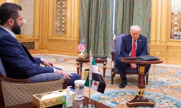 ترامپ عمده تحریمهای سوریه را به شکل دائمی لغو کرد/ دمشق باید تحریمها علیه ایران و روسیه را اجرا کند ترامپ عمده تحریمهای سوریه را به شکل دائمی لغو کرد/ دمشق باید تحریمها علیه ایران و روسیه را اجرا کند