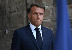 مکرون: به نفع اروپا است که دوباره با پوتین گفت‌وگو کند