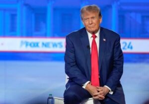 ترامپ: احتمال جنگ با ونزوئلا را رد نمی کنم