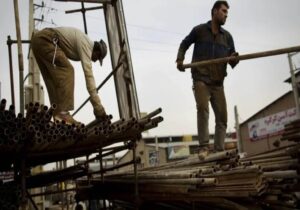 فرمول تعیین دستمزد کارگران در سال ۱۴۰۵/ رحمتی: سبد معیشت دهک‌های مختلف بالای ۵۰ میلیون تومان است