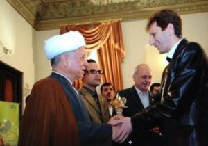 ماجرای عکس بابک زنجانی با مرحوم هاشمی رفسنجانی چیست؟