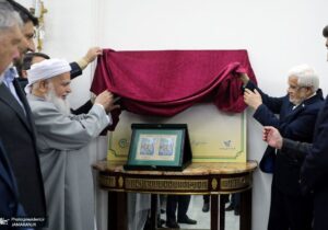 عارف:  هیچ اقدام خشونت‌آمیزی برای پیروزی انقلاب رخ نداد/ کشورهای منطقه تمایل بیشتری نسبت به قبل برای توسعه روابط با جمهوری اسلامی ایران دارند