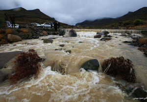 ببینید | جاری شدن رودخانه ملنتی در جنوب کرمان