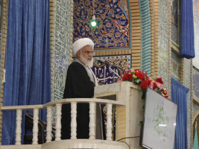 تاکید امام جمعه موقت کرمان بر اهمیت علم و دین