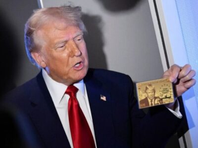 ببینید | ترامپ: برای حضور در آمریکا باید ۱ میلیون دلار پول کارت طلایی بدهند