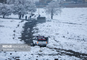 برف در این شهر قربانی گرفت/ جزئیات