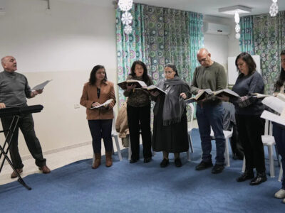 کریسمس پس از دو سال سکوت به زادگاه مسیح (ع) بازگشت؛ در این شب، جنگ دفن می‌شود/ عکس