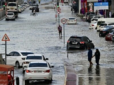 ببینید | لغو ده‌ها پرواز و آب‌گرفتگی گسترده امارات