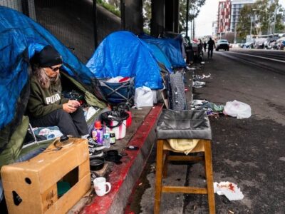 چگونه افراد از رای دادن حذف می شوند؟ / دیکتاتوری الگوریتم ها بر صندوق رای در آمریکا / دموکراسی در تله نابرابری؛  تبدیل فقر اقتصادی به شورش فقرا