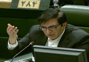 آقای قالیباف! با آجیل یک میلیون و ۲۰۰ هزار تومانی چگونه به مردم شب یلدا را تبریک بگوییم؟/ چرا وزیر اقتصاد و رئیس بانک مرکزی پاسخگو نیستند؟