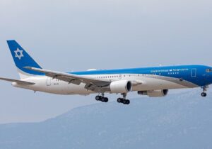 اسرائیل به فرانسه اعتماد نکرد؛ «جناح صهیون» حامل بی‌بی تغییر مسیر داد